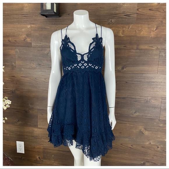 NWT FP One Adella Burnout Slip - Picture 4 of 8